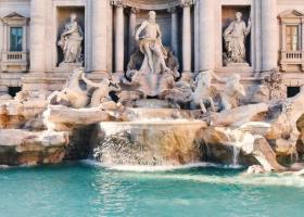 Italienii vor să limiteze numărul de turiști la Fontana di Trevi. Care este...