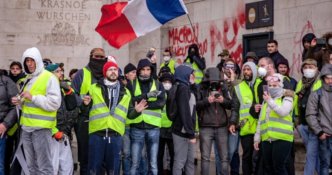 Franta: Violente intre 'vestele galbene' si fortele de ordine la Paris, in al 18-lea weekend de mobilizare civica