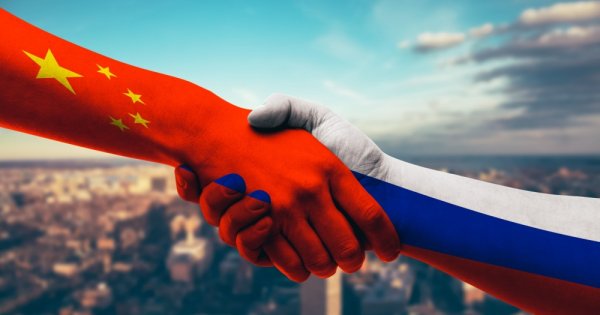 Oficial american: China ajută Rusia să realizeze "cea mai importantă...