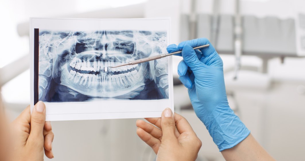 Implantodent, clinica stomatologica dedicata celor condamnati sa traiasca fara dinti