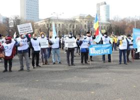 Un nou protest în București: Sindicaliștii din educație acaparează Piața...