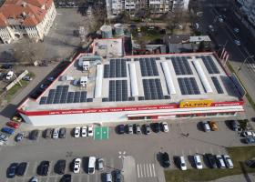 Investiție Altex de 1,2 milioane de euro în mii de panouri fotovoltaice...