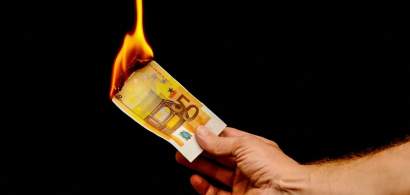 Banii, românii și frica. Psihoterapeut: Când oamenii au bani, parcă îi arde...