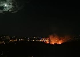 Incendiu în Parcul IOR: Focul ar afecta o parte din zona retrocedată