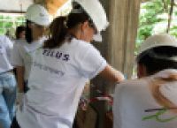 Poza 2 pentru galeria foto Constructorii de vise: o zi de voluntariat cu echipa TELUS International, pe santierul Habitat for Humanity din Buftea
