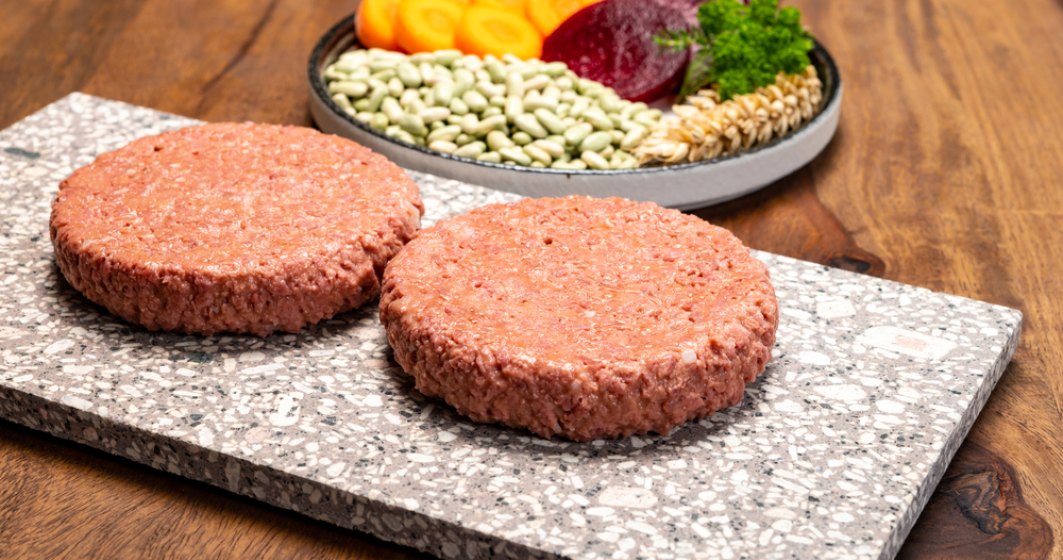 Senatul adoptă legea cărnii care va duce la interzicerea comercializării de carne sintetică