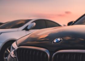 BMW va produce display-ul Panoramic Vision: va acoperi toată lăţimea parbrizului