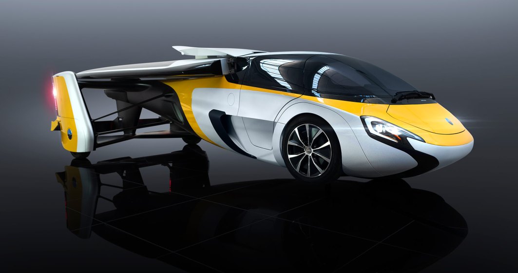 O masina zburatoare, de peste un milion de dolari, prezentata in premiera la Monaco