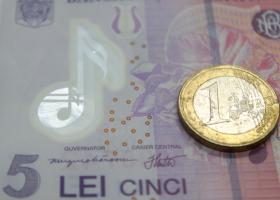 Nou record negativ al monedei naționale. Ne apropiem de 5 lei/euro?...
