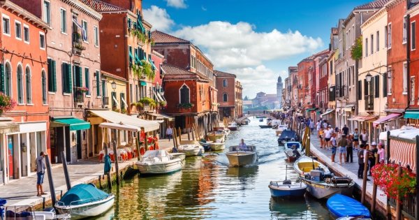 Val nou de taxe care se adaugă pe umerii turiștilor care vizitează Veneția....