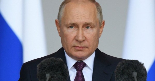 Vladimir Putin, rupt de realitate în discursul susținut la un an de la...