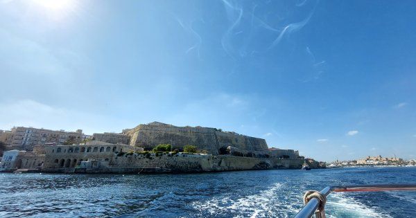 GALERIE FOTO | Malta, țara care poate transforma orice piatră într-un...