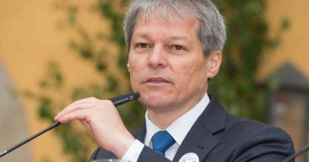 Dacian Ciolos: Candidez la europarlamentare; a fost o decizie dificila