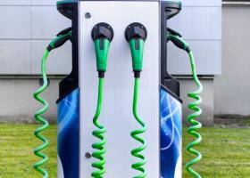 Eldrive România cumpără peste 300 de stații pentru mașini electrice de la...