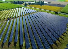 IEA: În 2023, investițiile în fotovoltaice le vor depăși pentru prima oară în...