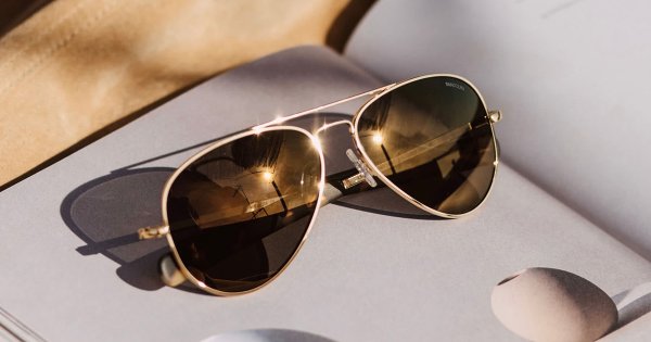 De ce ochelarii de soare sunt mai mult decât o simplă declarație de modă?