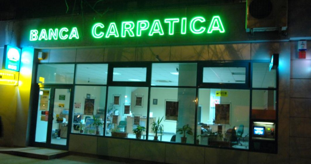 Banca Comerciala Carpatica isi reduce pierderile cu 44%. Cat de mult si-a revenit banca care se afla in pragul falimentului