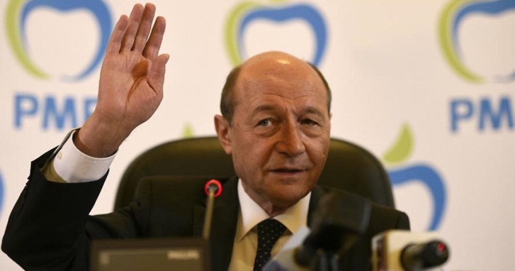 Igor Dodon i-a retras cetatenia moldoveneasca lui Traian Basescu