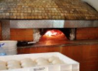 Poza 4 pentru galeria foto Review George Butunoiu: Italienii mananca pizza si paste in Calea Vitan
