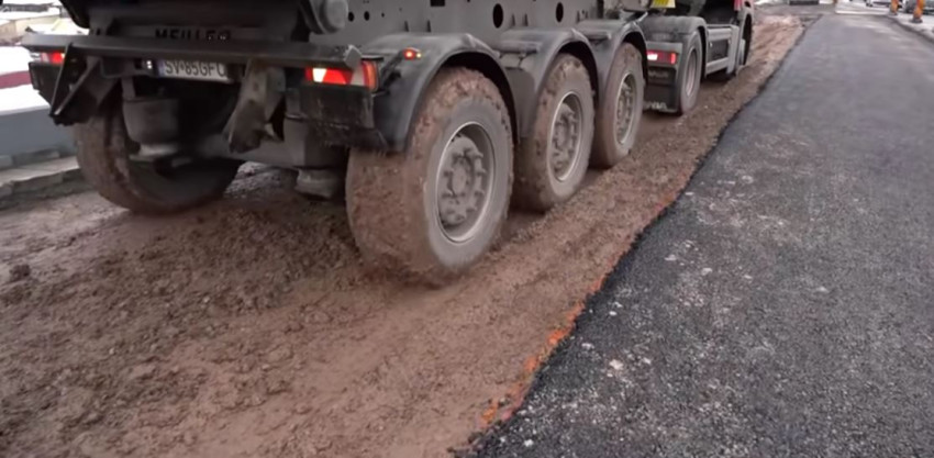asfalt peste noroi
