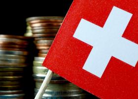 Economiștii din Elveția se plâng că cei din Banca Națională „fac leapșa” cu...