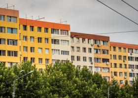 Scade interesul pentru locuințe: Românii vizionează mai puține anunțuri și...