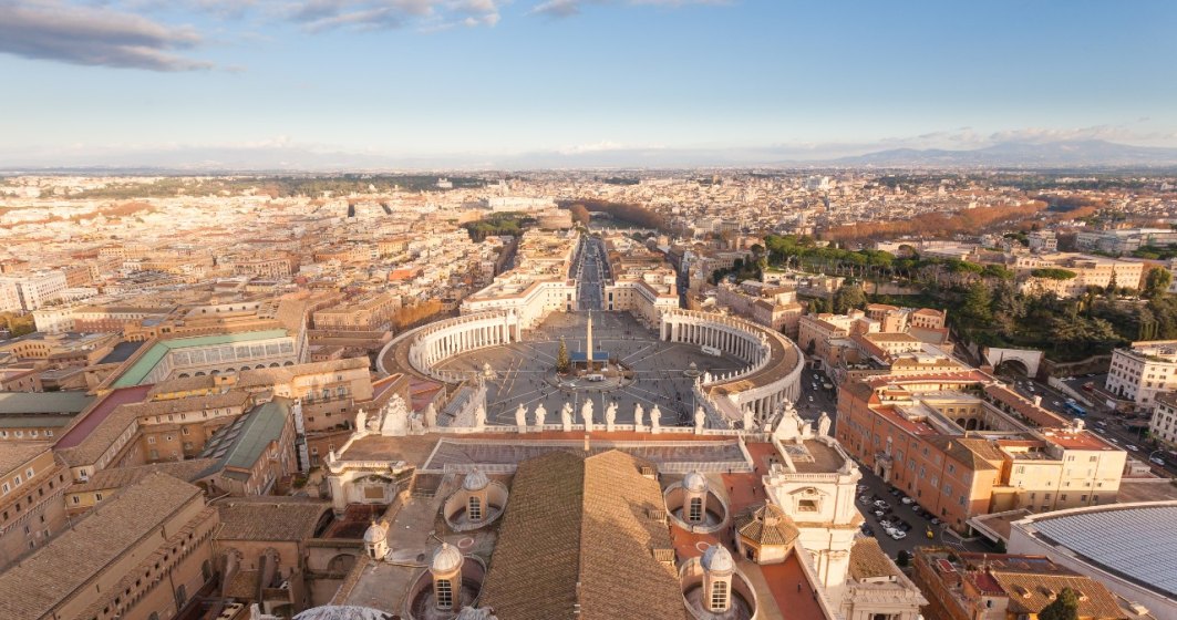 Autoritățile din Vatican și-au anunțat angajații că riscă să-și piardă locul de muncă