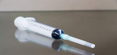 Bodog: Contractele pentru vaccinurile hexavalent si tetravalent vor fi...