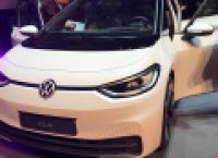 Poza 2 pentru galeria foto Noul model electric Volkswagen ID.3 1ST este expus in weekend in mall Baneasa