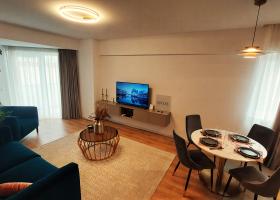GALERIE FOTO | Cum arată un apartament nou de 3 camere de 152.000 de euro din...