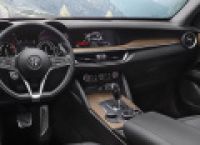 Poza 2 pentru galeria foto Primul pret anuntat de Alfa Romeo pentru SUV-ul Stelvio este de 52.600 euro cu TVA pentru versiunea First Edition