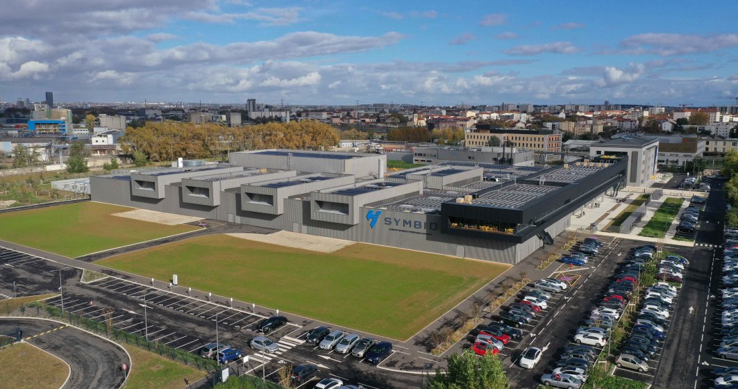Symbio, joint venture-ul în care a investit Stellantis, a deschis cea mai mare fabrică de pile de hidrogen din Europa