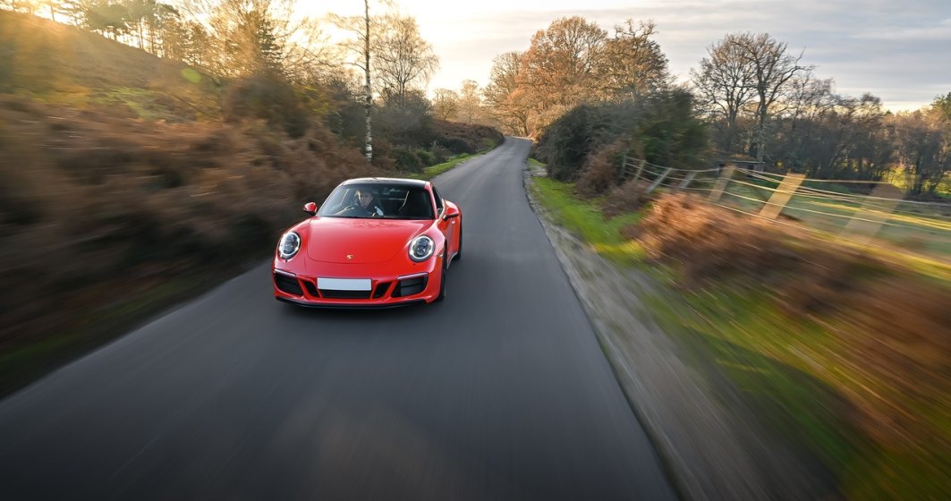 Porsche 911, ultimul mohican: Constructorul german a prezentat planul de electrificare pe următorii 7 ani