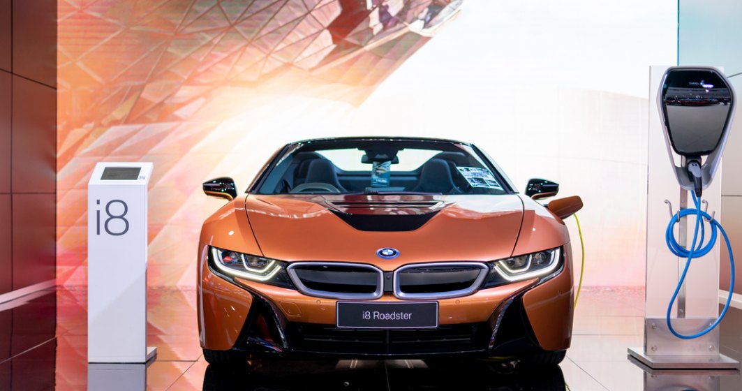 BMW mărește producția mașinilor electrice: comandă de baterii de 20 de miliarde de euro, aproape dublă față de anul trecut