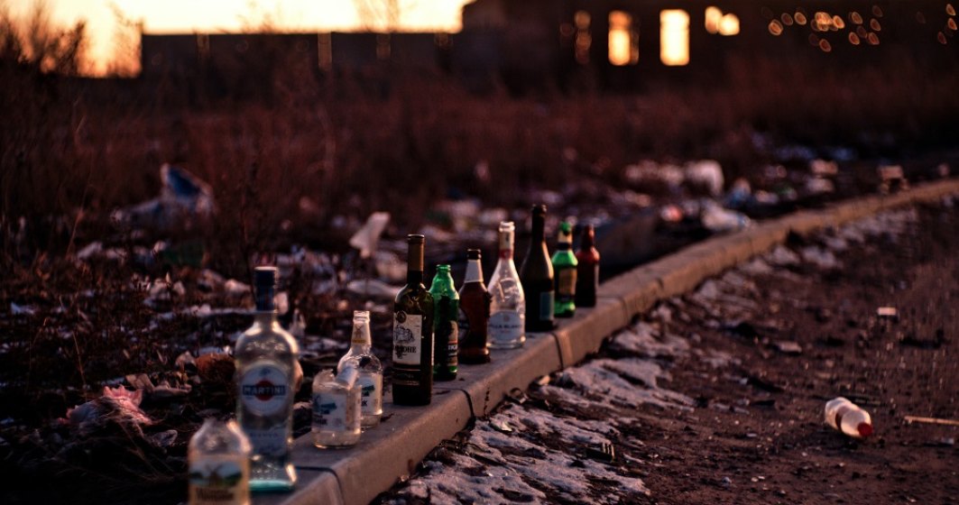 Un bărbat din Rusia a murit în timpul unui livestream, după ce a băut mai mult de un litru de vodka pentru bani
