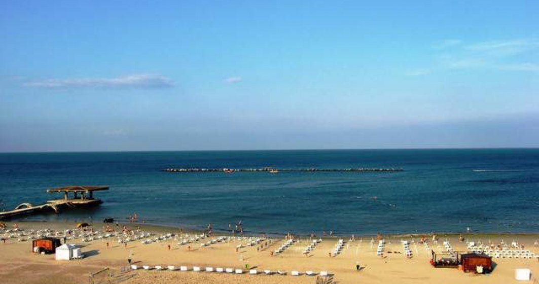 Ministrul Turismului: Peste 70% din locurile de cazare de pe litoral, vandute in aceasta vara