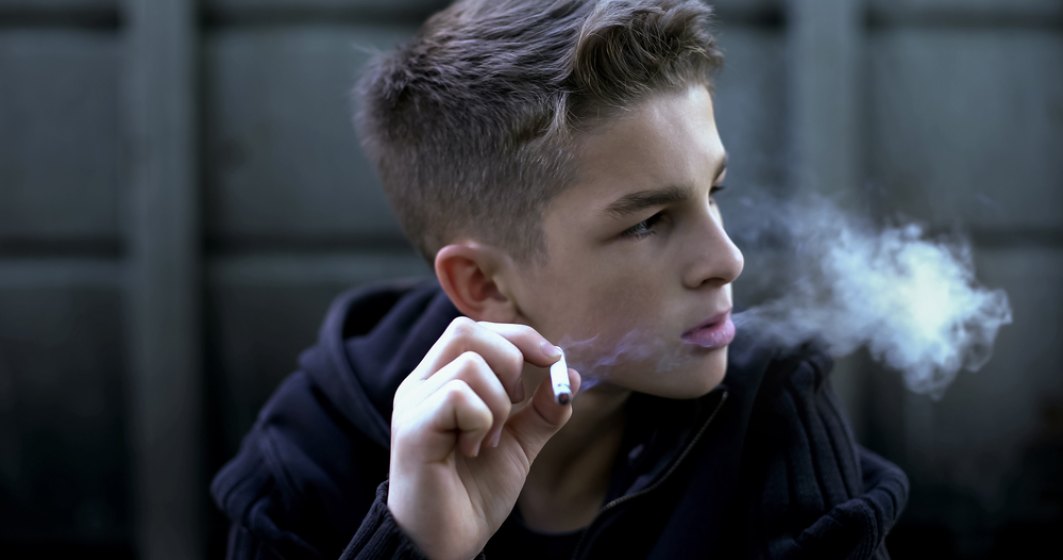 Aproape 15% dintre copiii romani au fumat inainte de 15 ani