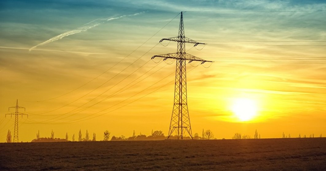 Transelectrica vrea finantare pentru a construi trei linii de interconexiune a retelelor electrice cu Republica Moldova