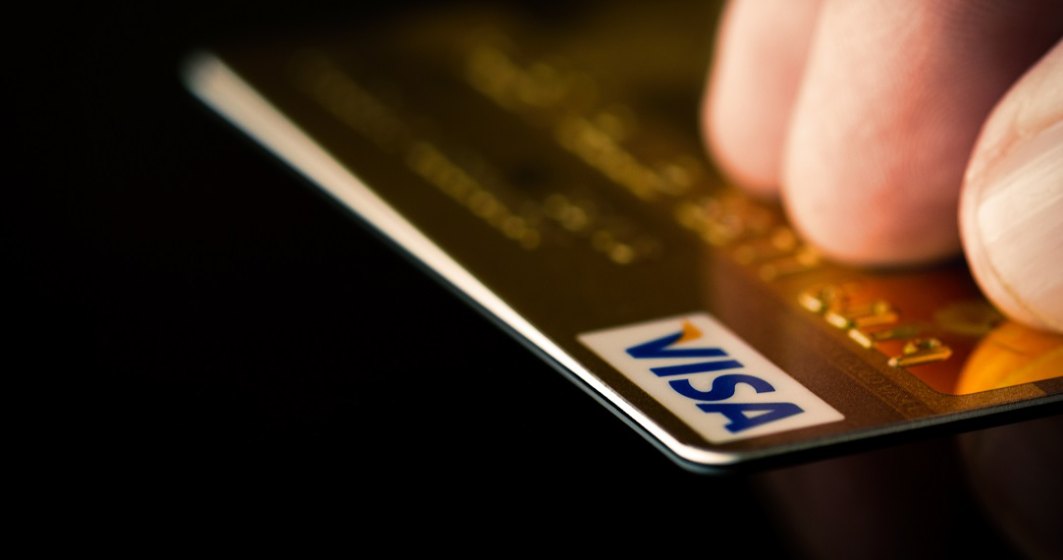 Visa lanseaza optiunea de plata in rate cu cardul de credit: ce banci si comercianti din Romania au implementat-o deja
