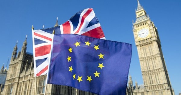 Britanicii ies în stradă și cer reîntoarcerea în UE. „Brexitul a fost o...