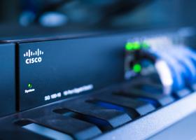 Tranzacție record pe piața de tehnologie: Cisco plătește aproape 30 de...