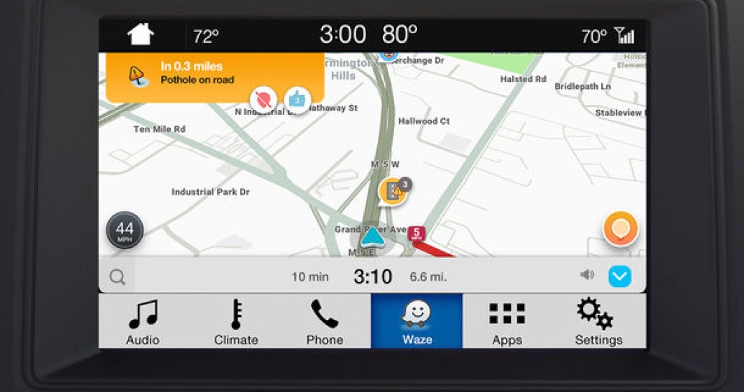 Ford proiecteaza Waze pe sistemul de infotainment al masinii pentru utilizatorii iPhone