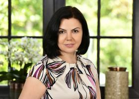 CEO Corner cu Mihaela Bîciu, femeia din lumea brokerilor care vrea să...