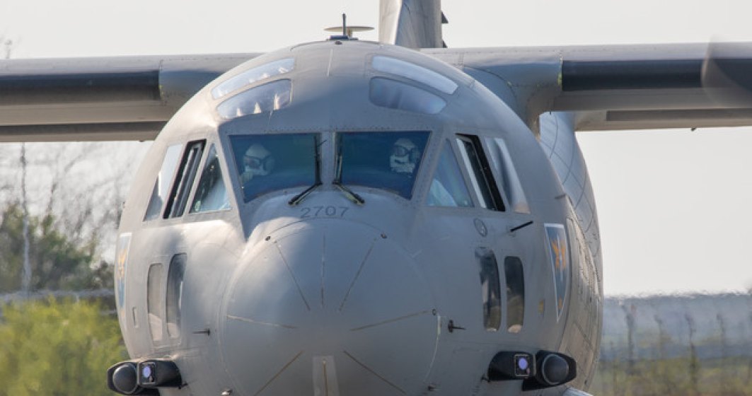 MApN: 100.000 de combinezoane de protecție vor fi aduse de Forțele Aeriene Române din Germania