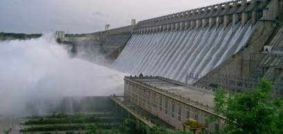Statul vrea sa "fenteze" conflictele de interese de la Hidroelectrica pentru...