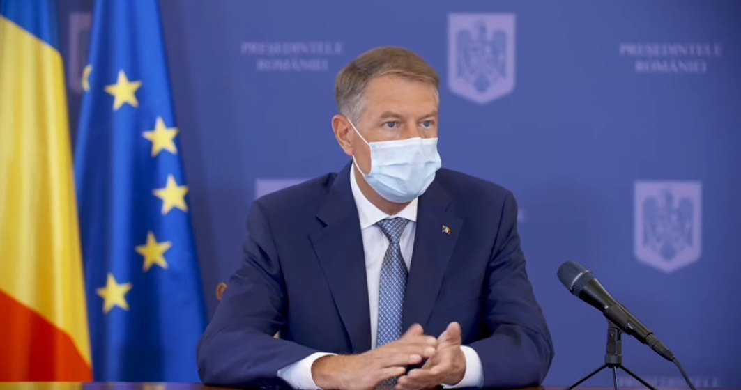 Iohannis: Va trebui să devină obligatorie vaccinarea personalului medical