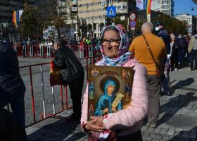 Sfânta Parascheva: numărul pelerinilor s-a apropiat de jumătate de milion în...