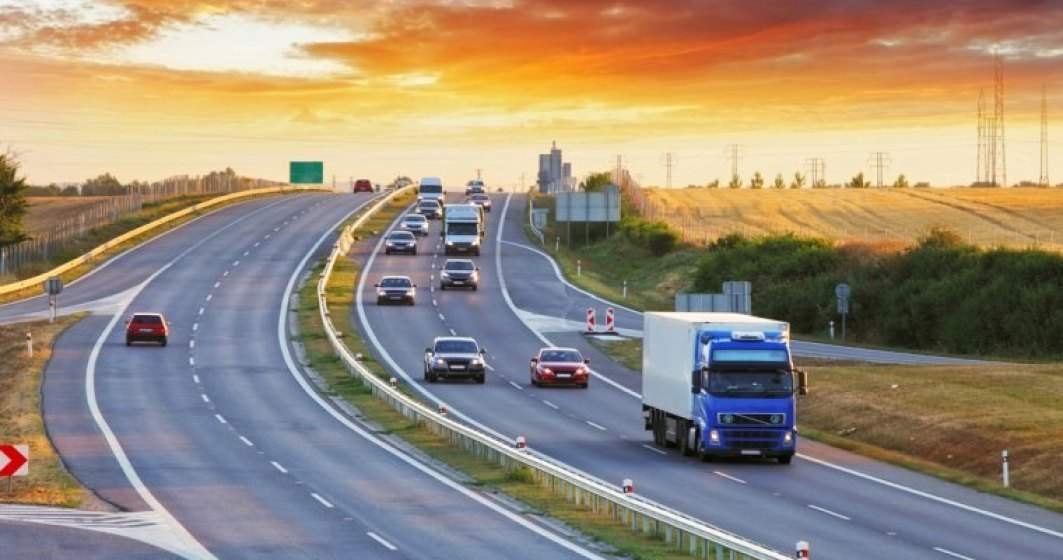Marea Britanie suspendă implementarea autostrăzilor fără bandă de urgenţă