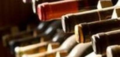 Alain Delon isi vinde colectia de vinuri