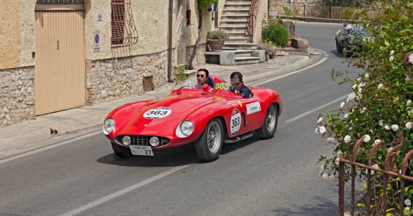 Poveștile nespuse din filmul 'Ferrari'